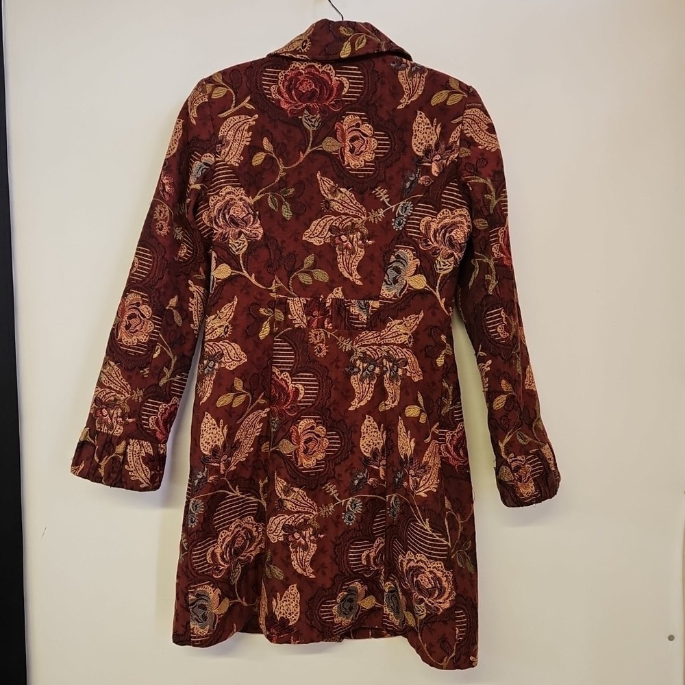 Cabi Jacobean Mulberry Floral Tapestry Coat Size 4 Mid Length Boho Artsy - Picture 2 of 12